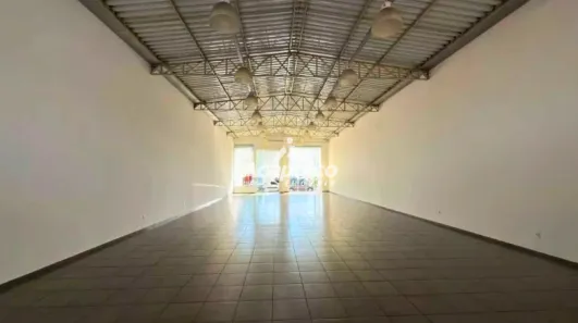 para alugar, 275m² no Vila Molon, Americana