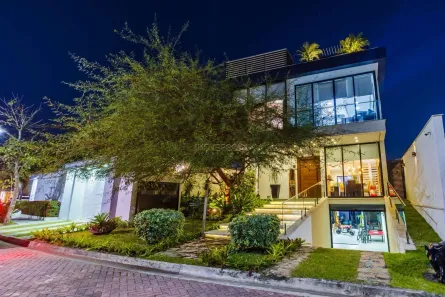 Casa de Condomínio com 4 Quartos à venda, 600m² no Recreio dos Bandeirantes, Rio de Janeiro