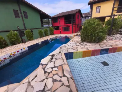 Casa de Condomínio com 2 Quartos para venda ou aluguel, 75m² no Camburi, São Sebastião