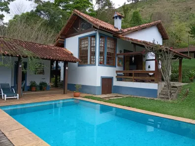 Fazenda/Sítio com 4 Quartos à venda, 4990m² no Pedro do Rio, Petrópolis