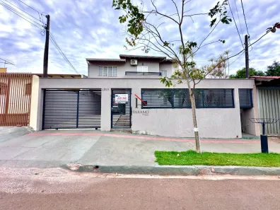 Sobrado com 4 Quartos à venda, 216m² no Califórnia, Londrina