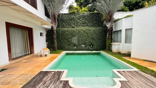 Casa com 5 Quartos para alugar, 392m² no Serra, Belo Horizonte