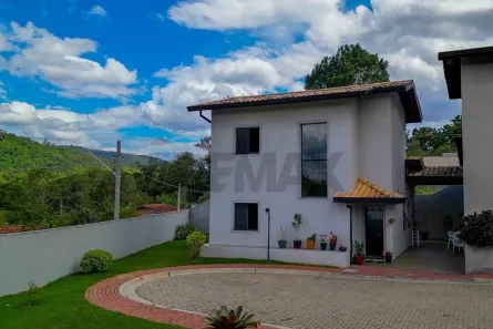 Sobrado com 3 Quartos para alugar, 94m² no Ribeirão dos Porcos, Atibaia