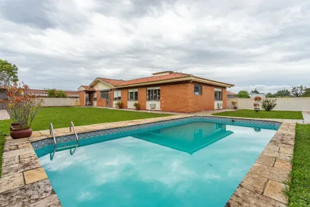 Casa com 4 Quartos à venda, 305m² no Vila Assunção, Porto Alegre