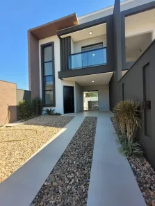 Sobrado com 3 Quartos à venda, 11m² no Armação, Penha
