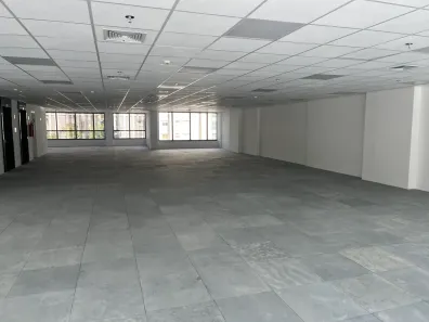 Sala Comercial para alugar, 488m² no Pinheiros, São Paulo