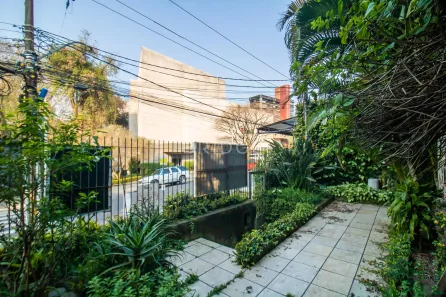 Casa com 4 Quartos à venda, 260m² no Petrópolis, Porto Alegre