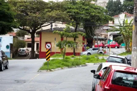Casa com 3 Quartos à venda, 229m² no Vila Ipojuca, São Paulo