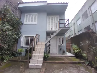 Sobrado com 3 Quartos à venda, 200m² no Passo da Areia, Porto Alegre