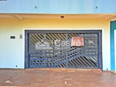 Casa com 3 Quartos para alugar, 80m² no Alvorada, Sertãozinho