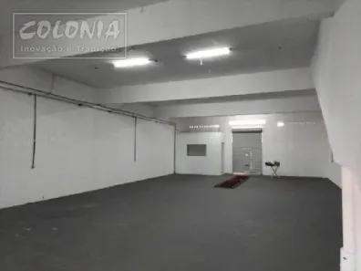 Imóvel Comercial para alugar, 560m² no Jardim Santo Antônio, Santo André
