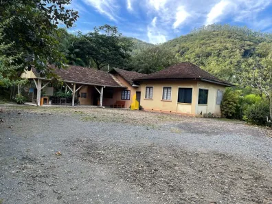 Fazenda/Sítio com 4 Quartos à venda, 90000m² no Rio dos Cedros, Rio dos Cedros