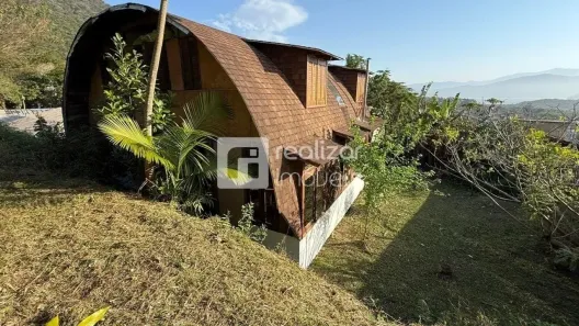 Casa com 4 Quartos para alugar, 190m² no Ribeirão da Ilha, Florianópolis