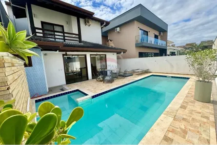 Casa de Condomínio com 3 Quartos para alugar, 239m² no Cidade Nova Peruíbe, Peruíbe