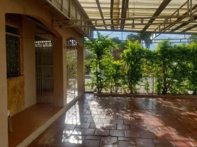 Casa com 2 Quartos à venda, 250m² no Guajuviras, Canoas