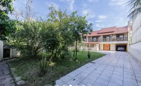 Casa com 3 Quartos à venda, 240m² no Jardim Itu, Porto Alegre