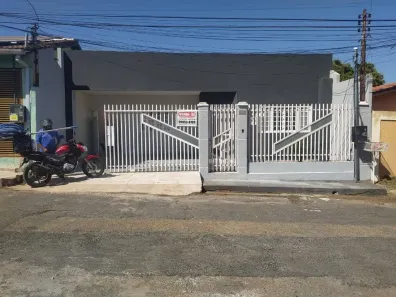 Casa com 3 Quartos à venda, 220m² no Jardim das Palmeiras, Cuiabá