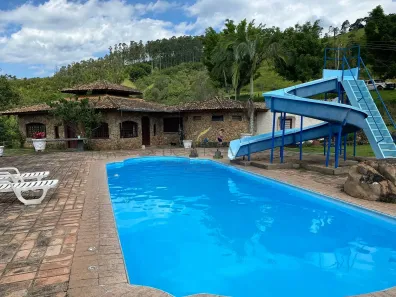 Fazenda/Sítio com 12 Quartos à venda, 2000m² no , Piracaia