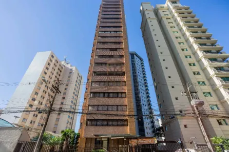 Apartamento com 4 Quartos à venda, 214m² no Cabral, Curitiba