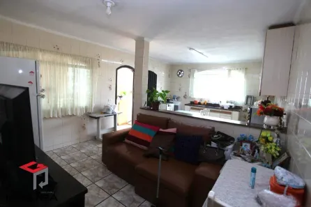 Sobrado com 5 Quartos à venda, 216m² no Jardim Araguaia, Mauá