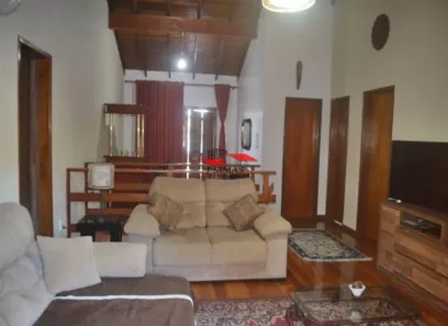 Sobrado com 3 Quartos à venda, 263m² no Parque Santa Fé, Porto Alegre