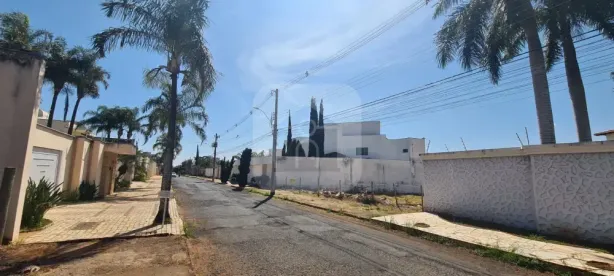 Lote/Terreno à venda, 1000m² no Cidade Jardim, Uberlândia