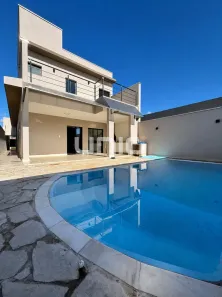 Casa com 3 Quartos à venda, 208m² no Campestre, Piracicaba
