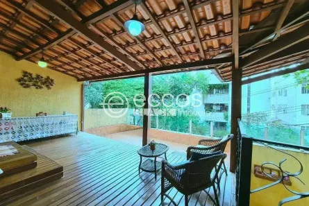 Casa com 4 Quartos à venda, 278m² no Serra, Belo Horizonte