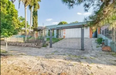 Casa com 3 Quartos à venda, 350m² no Vila Assunção, Porto Alegre