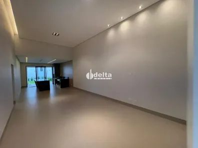 Casa com 3 Quartos à venda, 201m² no Novo Mundo, Uberlândia