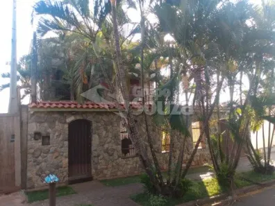 Casa com 3 Quartos à venda, 244m² no Centro, Piracicaba