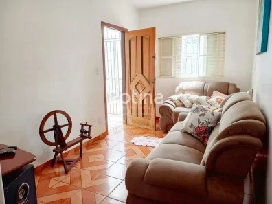 Casa com 3 Quartos à venda, 135m² no Martins, Uberlândia