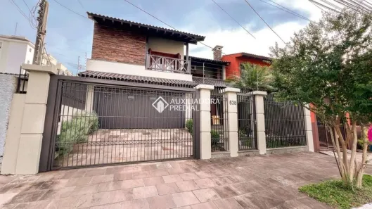 Casa com 4 Quartos para alugar, 300m² no Dom Feliciano, Gravataí
