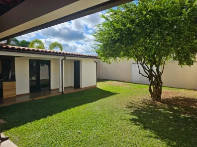 Casa com 4 Quartos à venda, 420m² no Setor Residencial Leste, Brasília
