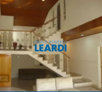 Sobrado com 4 Quartos para alugar, 411m² no Alto de Pinheiros, São Paulo