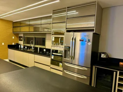 Apartamento com 3 Quartos à venda, 180m² no Cambuí, Campinas