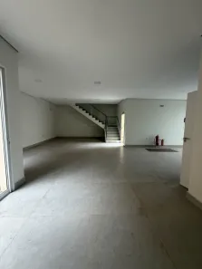 Prédio Comercial para alugar, 200m² no Vila Santa Izabel, Bauru