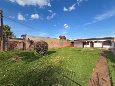 Casa com 1 Quarto para alugar, 95m² no San Remo, Londrina