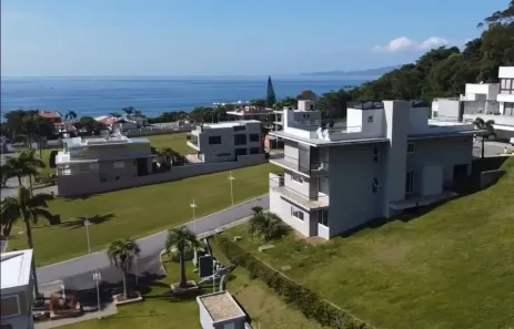 Lote/Terreno à venda, 505m² no Praia do Estaleirinho, Balneário Camboriú
