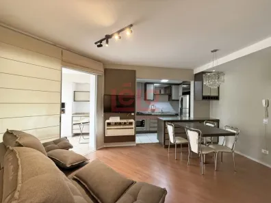 Apartamento com 3 Quartos para alugar, 76m² no Jardim Aclimação, Maringá