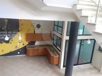 Sobrado com 4 Quartos à venda, 600m² no Horto Florestal, São Paulo