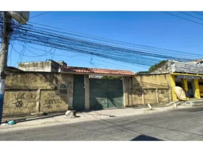 Casa com 3 Quartos à venda, 382m² no Centro, Nilópolis