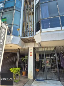 Sala Comercial com 1 Quarto à venda, 44m² no Menino Deus, Porto Alegre