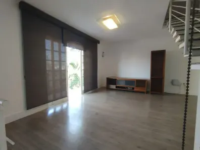 Sobrado com 3 Quartos para alugar, 192m² no Vila Nova Socorro, Mogi das Cruzes