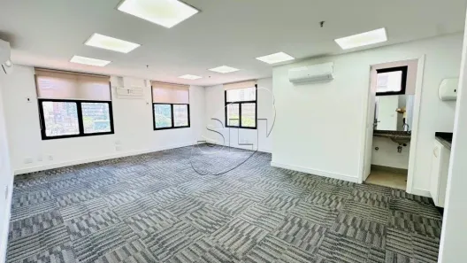 Sala Comercial para alugar, 42m² no Liberdade, São Paulo