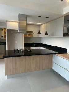 Apartamento com 3 Quartos para alugar, 110m² no Vila Aviação, Bauru
