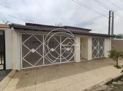 Casa com 3 Quartos à venda, 300m² no Centro, Marília