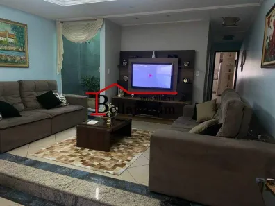 Sobrado com 3 Quartos à venda, 315m² no Campestre, Santo André
