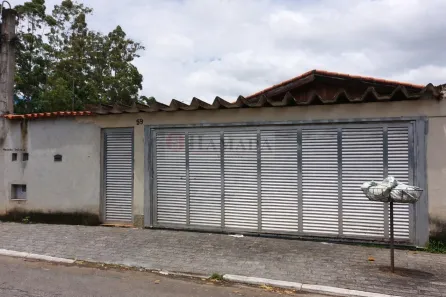 Casa com 2 Quartos à venda, 170m² no Jardim Guarapiranga, São Paulo