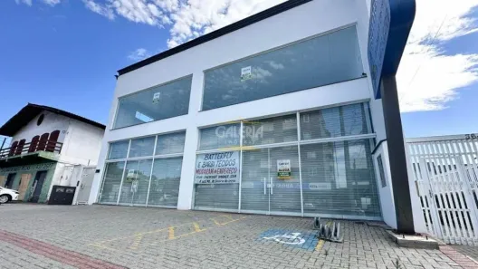 Sala Comercial para alugar, 485m² no Iririú, Joinville